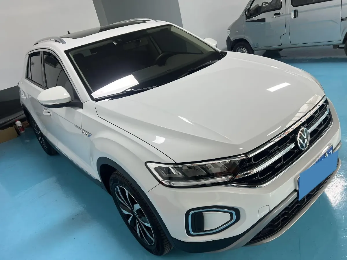 2023 Volkswagen T-Roc 1.4T 150HP L4 7DCT,autocango,china used car exporter,china ev exporter,chinese used car exporter,chinese used ev exporter
