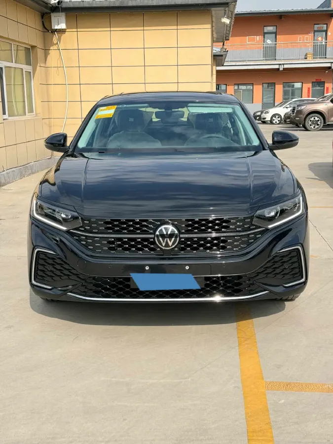 2026 Volkswagen Passat 2.0T 186HP L4 7DCT,autocango,china used car exporter,china ev exporter,chinese used car exporter,chinese used ev exporter