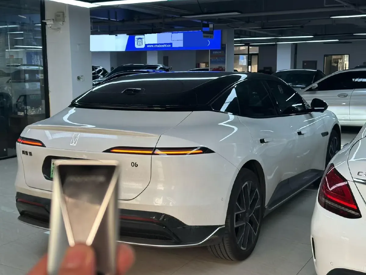 2025 Avatr 06 BEV,autocango,china used car exporter,china ev exporter,chinese used car exporter,chinese used ev exporter