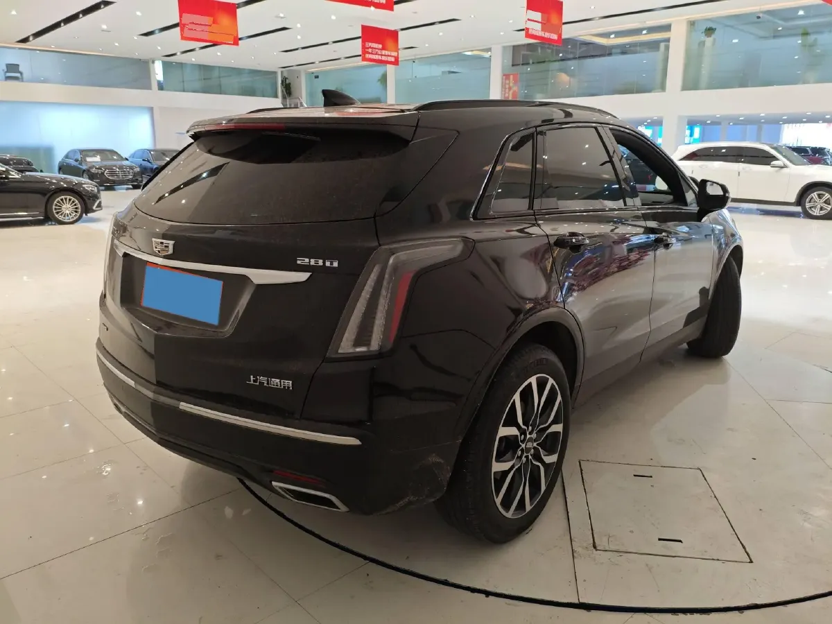 2024 Cadillac XT5 2.0T 237HP L4 9AT,autocango,china used car exporter,china ev exporter,chinese used car exporter,chinese used ev exporter