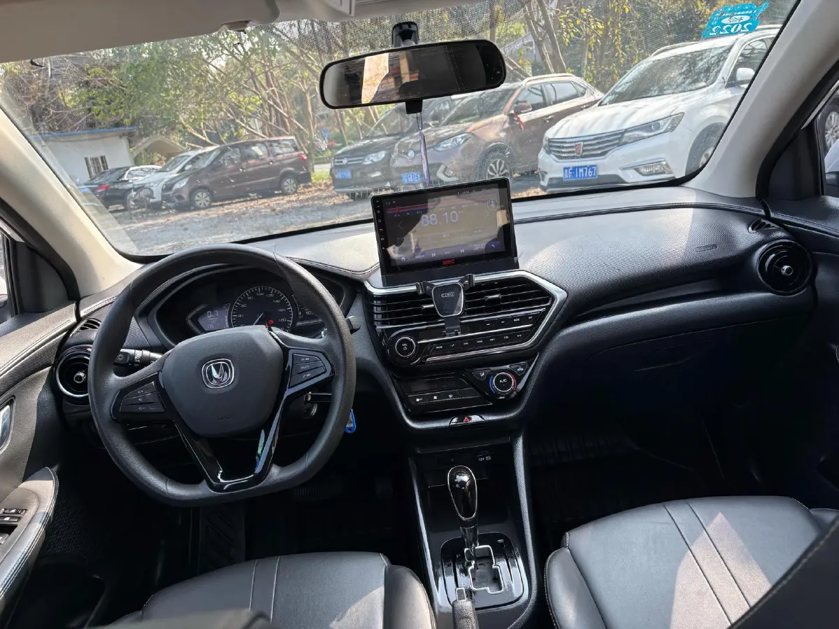 2019 ChangAn Alsvin 1.5L 107HP L4 5DCT,autocango,china used car exporter,china ev exporter,chinese used car exporter,chinese used ev exporter