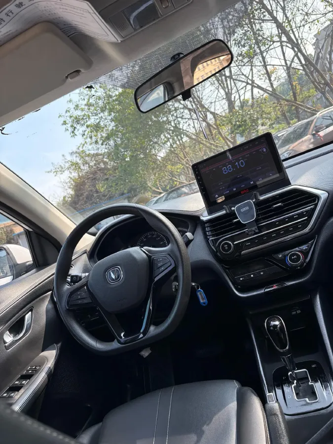 2019 ChangAn Alsvin 1.5L 107HP L4 5DCT,autocango,china used car exporter,china ev exporter,chinese used car exporter,chinese used ev exporter