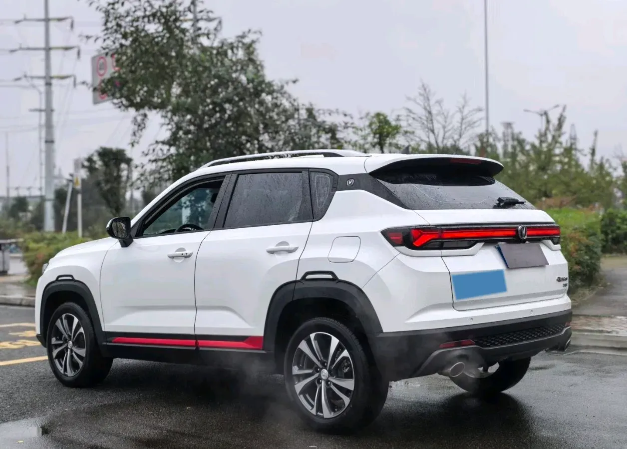 2022 ChangAn CS35 Plus 1.4T 160HP L4 7DCT,autocango,china used car exporter,china ev exporter,chinese used car exporter,chinese used ev exporter