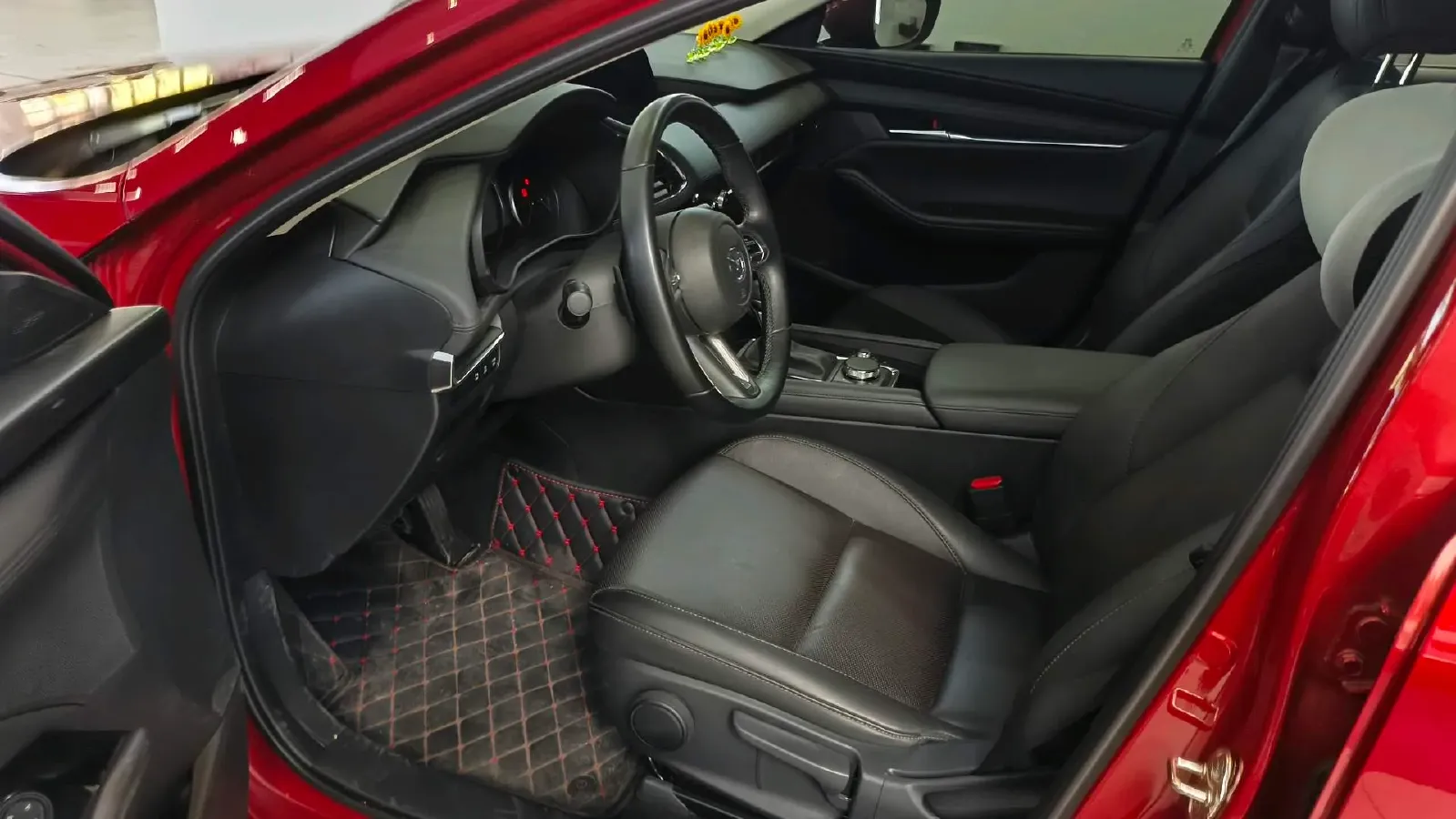 2023 Mazda 3 Axela 2.0L 158HP L4 6AT,autocango,china used car exporter,china ev exporter,chinese used car exporter,chinese used ev exporter