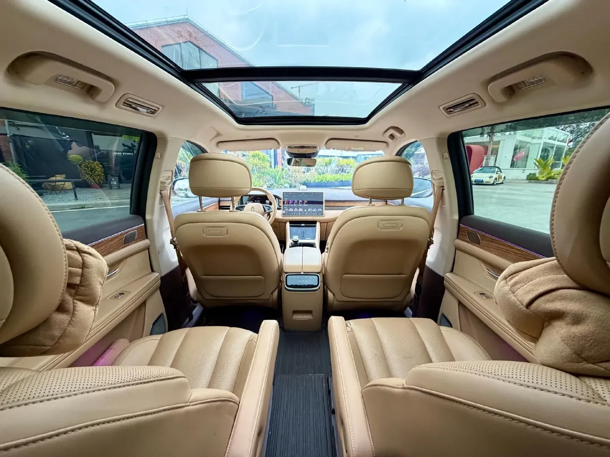 2024 AITO AITO M7 1.5T 152HP L4 REEV 40KWH,autocango,china used car exporter,china ev exporter,chinese used car exporter,chinese used ev exporter