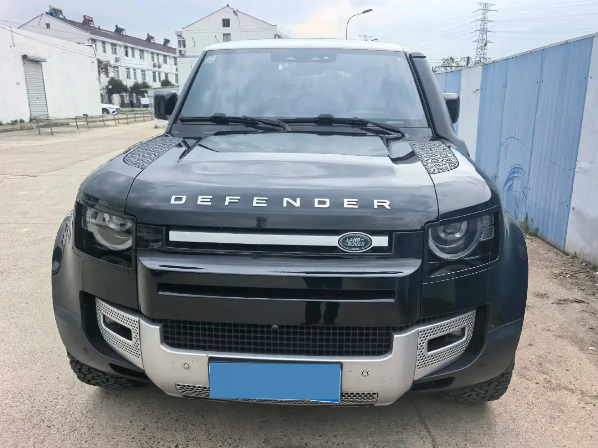 2021 Land Rover Defender 3.0T 400HP L6 8AT,autocango,china used car exporter,china ev exporter,chinese used car exporter,chinese used ev exporter
