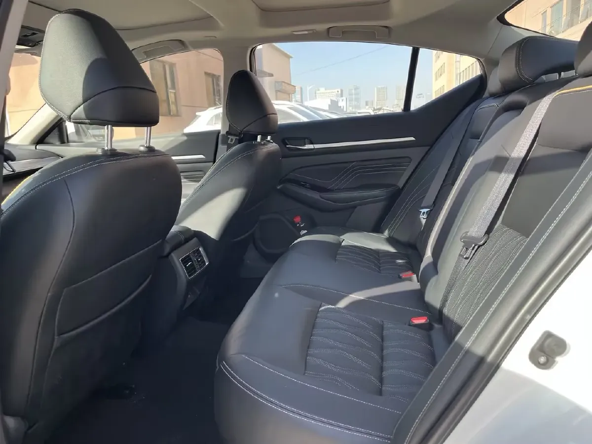 2022 Nissan Teana 2.0T 243HP L4 CVT,autocango,china used car exporter,china ev exporter,chinese used car exporter,chinese used ev exporter