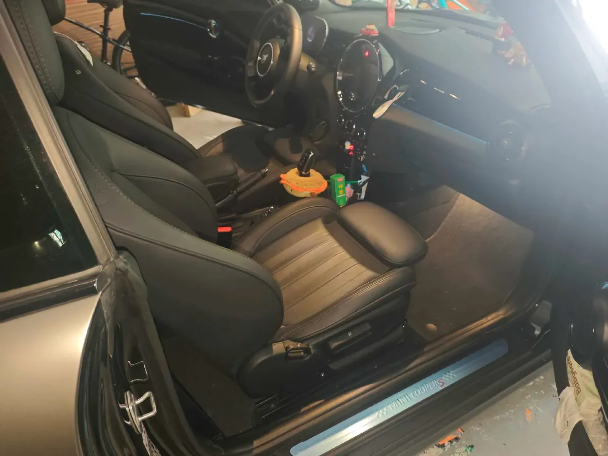 2023 MINI MINI 2.0T 192HP L4 7DCT,autocango,china used car exporter,china ev exporter,chinese used car exporter,chinese used ev exporter