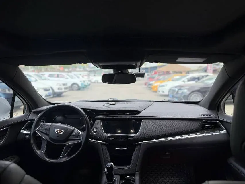 2021 Cadillac XT5 2.0T 237HP L4 9AT,autocango,china used car exporter,china ev exporter,chinese used car exporter,chinese used ev exporter