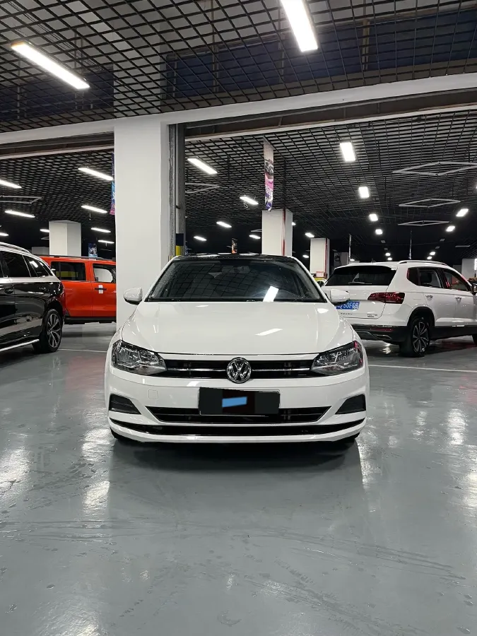 2019 Volkswagen Polo 1.5L 113HP L4 6AT,autocango,china used car exporter,china ev exporter,chinese used car exporter,chinese used ev exporter