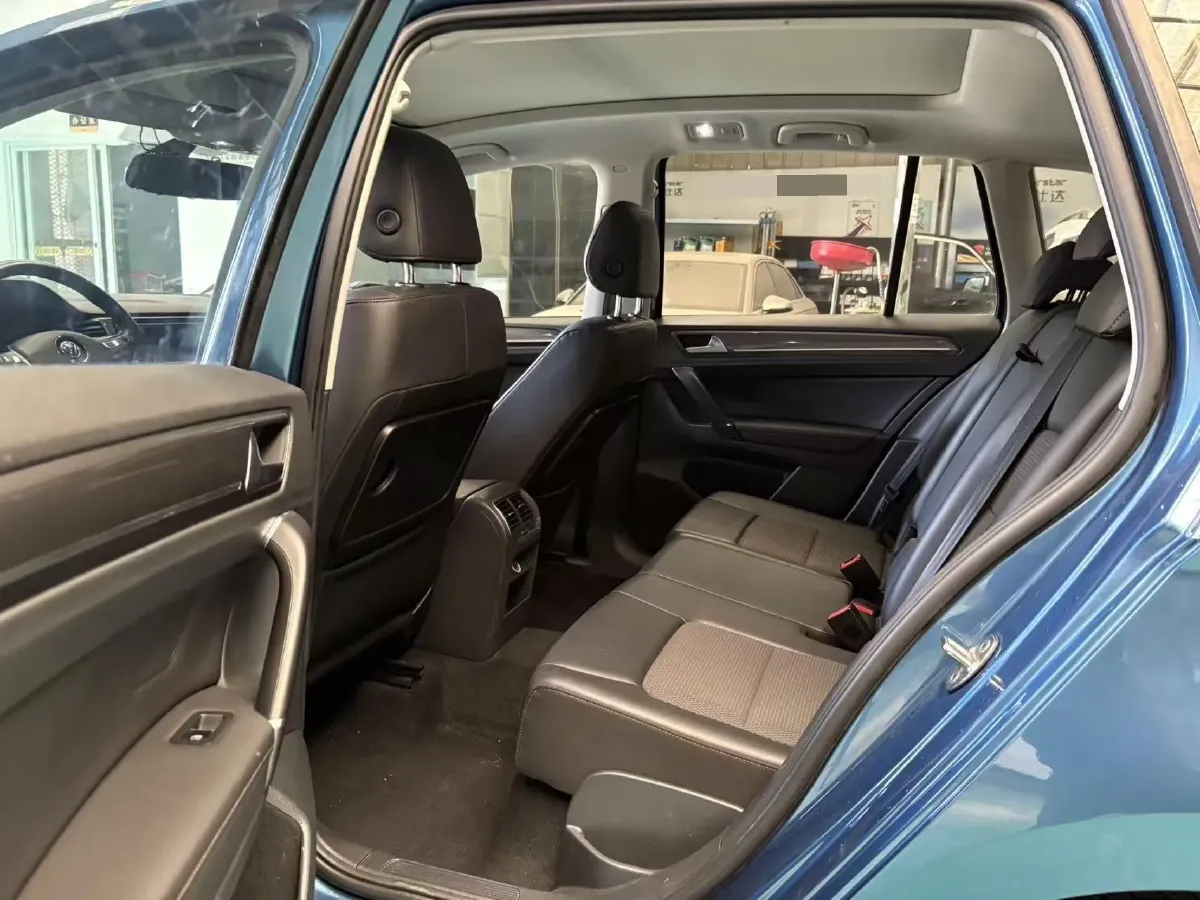 2018 Volkswagen Golf Sportsvan 1.4T 131HP L4 7DCT,autocango,china used car exporter,china ev exporter,chinese used car exporter,chinese used ev exporter