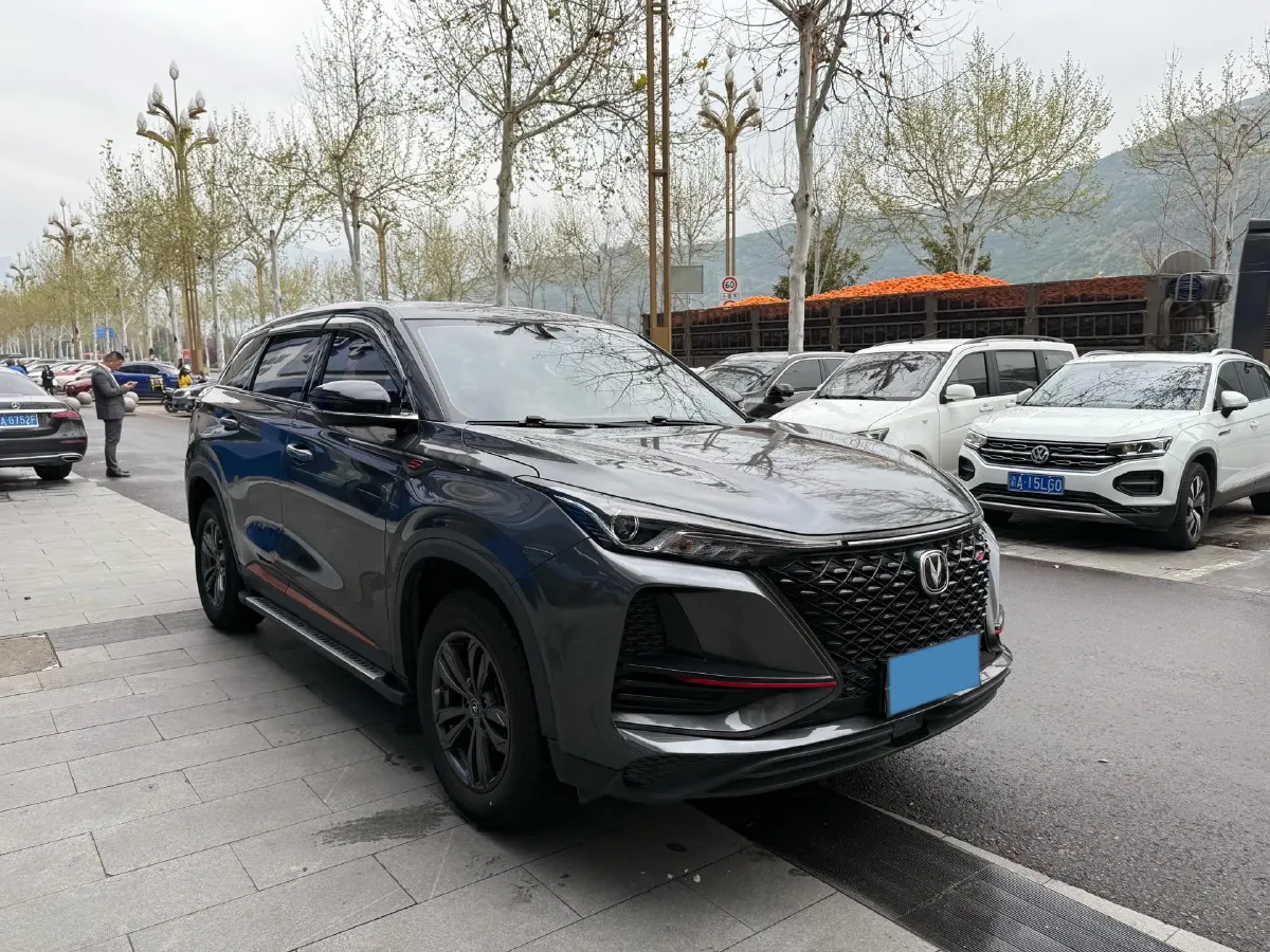 2021 ChangAn CS75 Plus 1.5T 178HP L4 6AT,autocango,china used car exporter,china ev exporter,chinese used car exporter,chinese used ev exporter