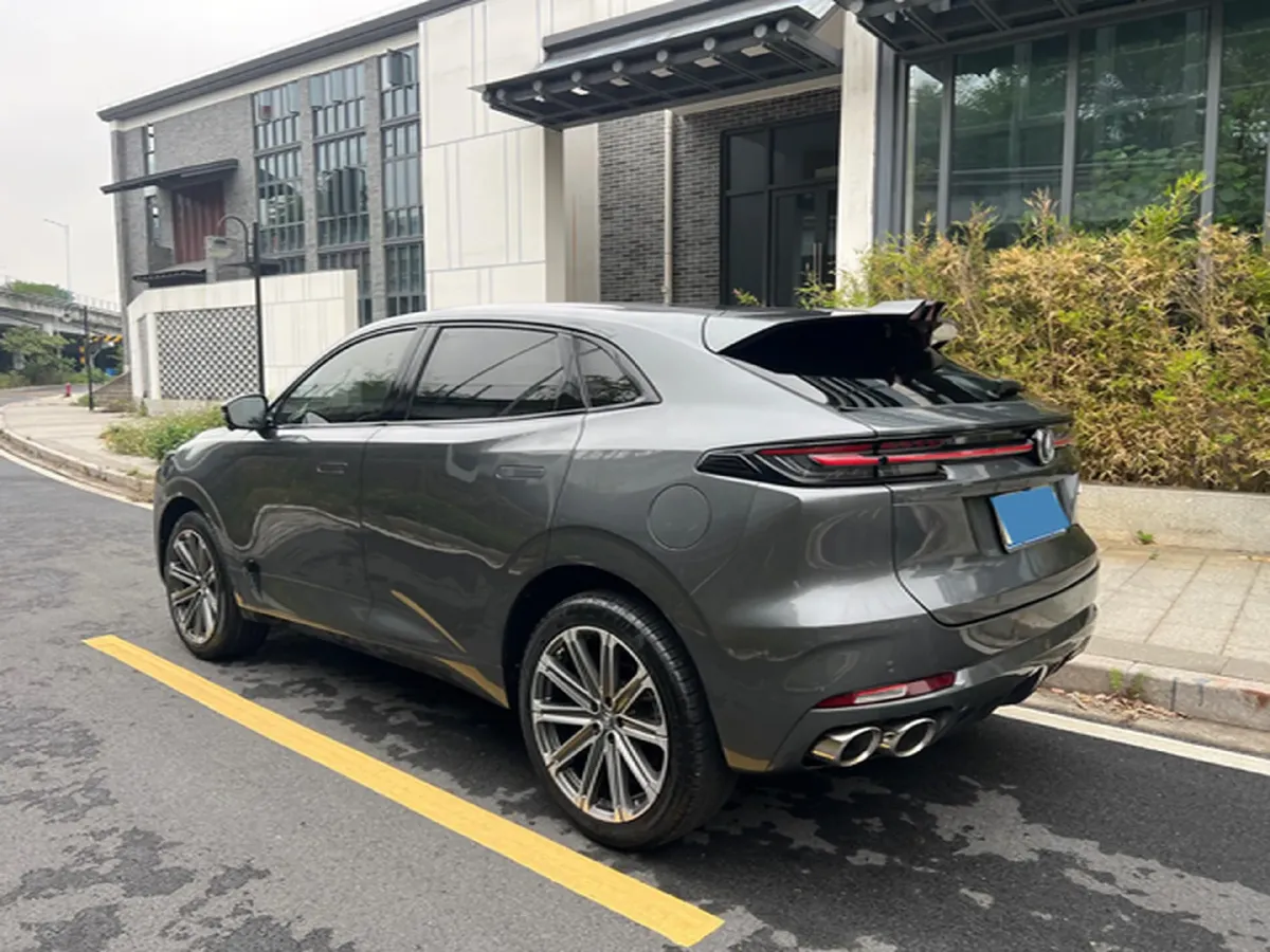 2021 ChangAn UNI-K 2.0T 233HP L4 8AT,autocango,china used car exporter,china ev exporter,chinese used car exporter,chinese used ev exporter