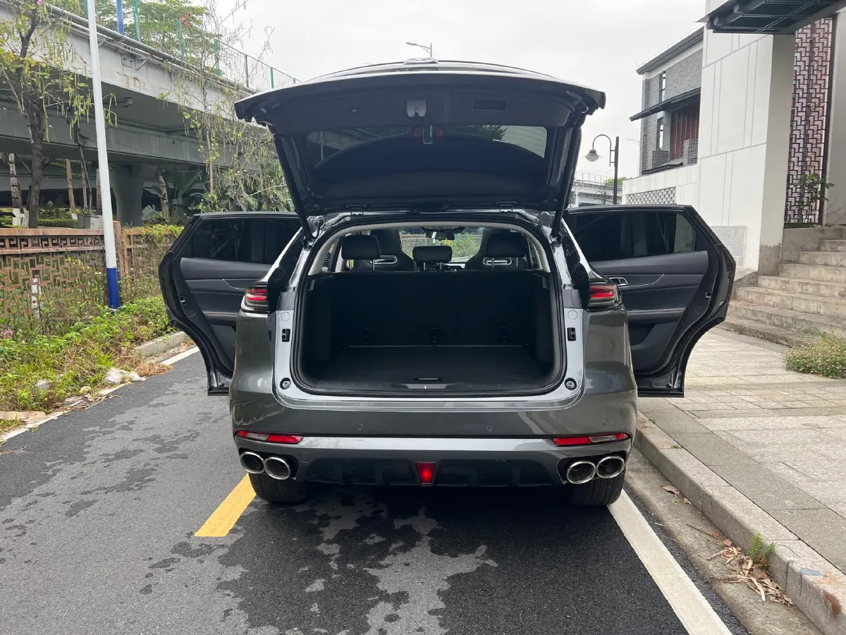 2021 ChangAn UNI-K 2.0T 233HP L4 8AT,autocango,china used car exporter,china ev exporter,chinese used car exporter,chinese used ev exporter