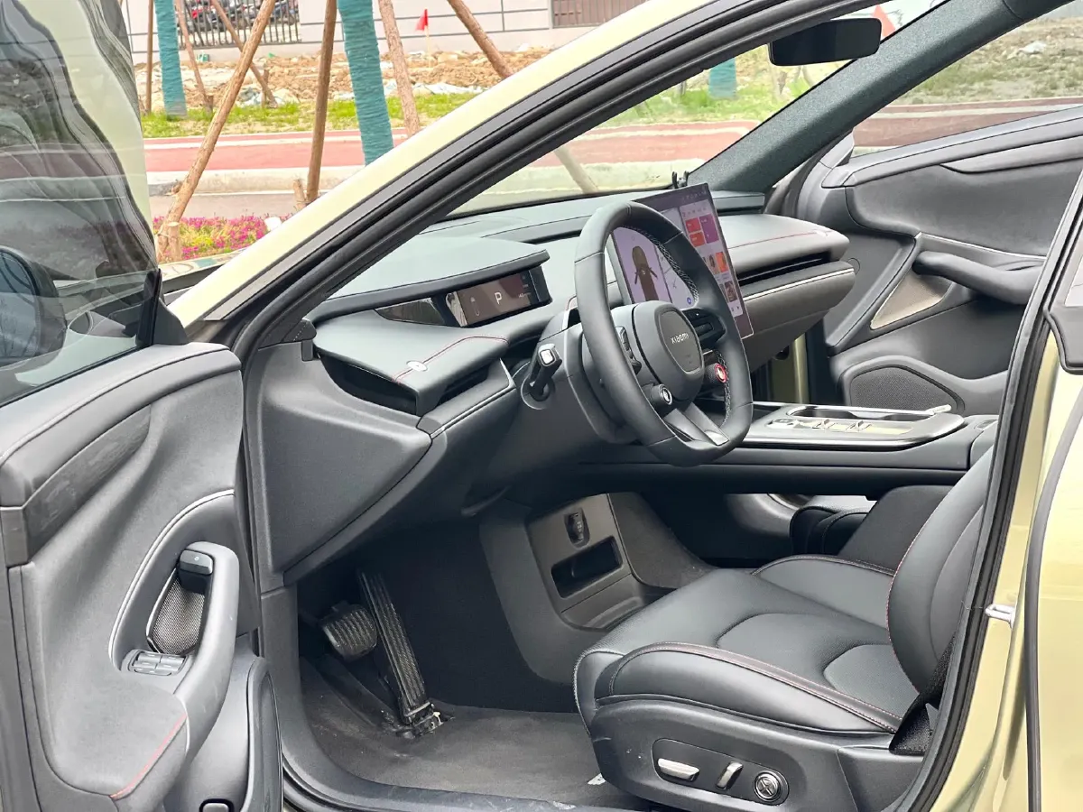 2024 MI SU7 BEV 73.6KWH,autocango,china used car exporter,china ev exporter,chinese used car exporter,chinese used ev exporter