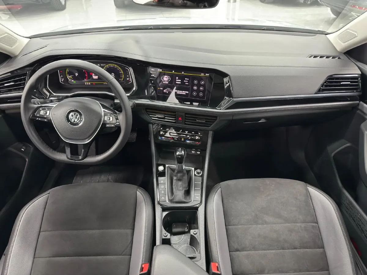 2022 Volkswagen Sagitar 1.4T 150HP L4 7DCT,autocango,china used car exporter,china ev exporter,chinese used car exporter,chinese used ev exporter