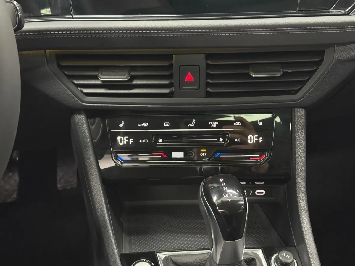 2022 Volkswagen Sagitar 1.4T 150HP L4 7DCT,autocango,china used car exporter,china ev exporter,chinese used car exporter,chinese used ev exporter