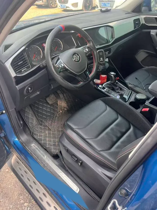 2019 Jeep Cherokee 2.0T 234HP L4 9AT,autocango,china used car exporter,china ev exporter,chinese used car exporter,chinese used ev exporter