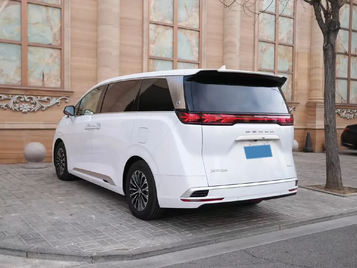 2024 Denza D9 1.5T 139HP L4 E-CVT PHEV 40KWH,autocango,china used car exporter,china ev exporter,chinese used car exporter,chinese used ev exporter
