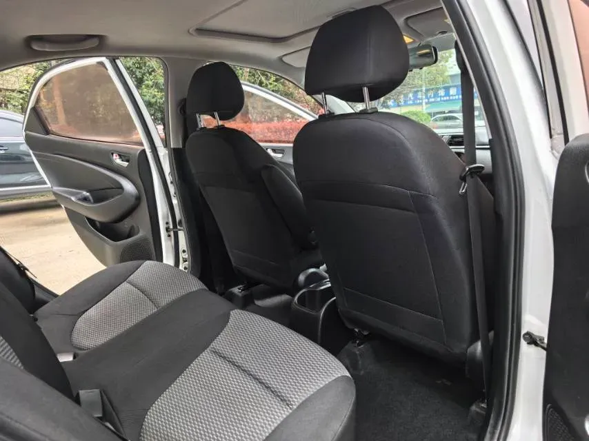 2017 Hyundai Reina 1.4L 95HP L4 4AT,autocango,china used car exporter,china ev exporter,chinese used car exporter,chinese used ev exporter