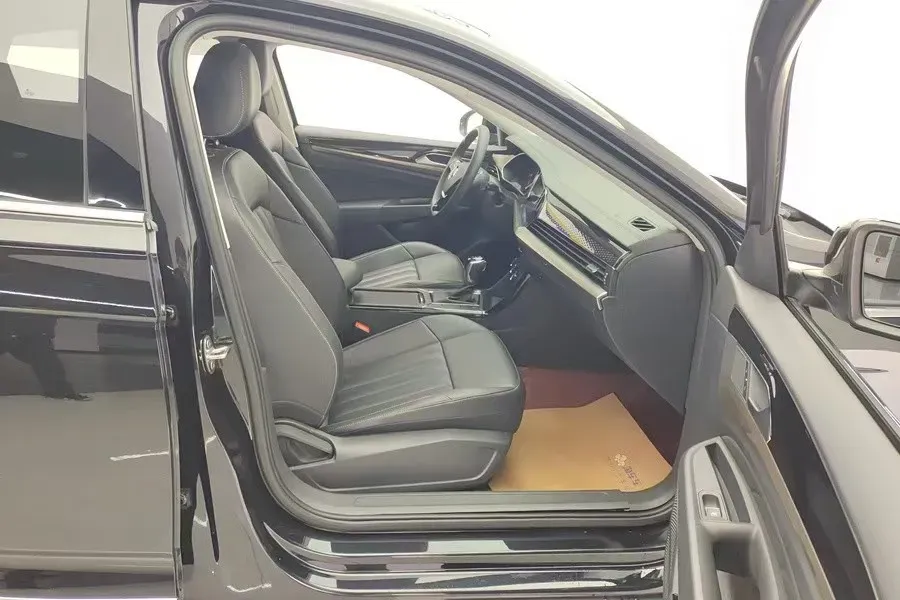 2020 Volkswagen Passat 1.4T 150HP L4 7DCT,autocango,china used car exporter,china ev exporter,chinese used car exporter,chinese used ev exporter