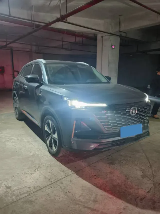 2022 ChangAn Oshan X7 Plus 1.5T 188HP L4 7DCT,autocango,china used car exporter,china ev exporter,chinese used car exporter,chinese used ev exporter