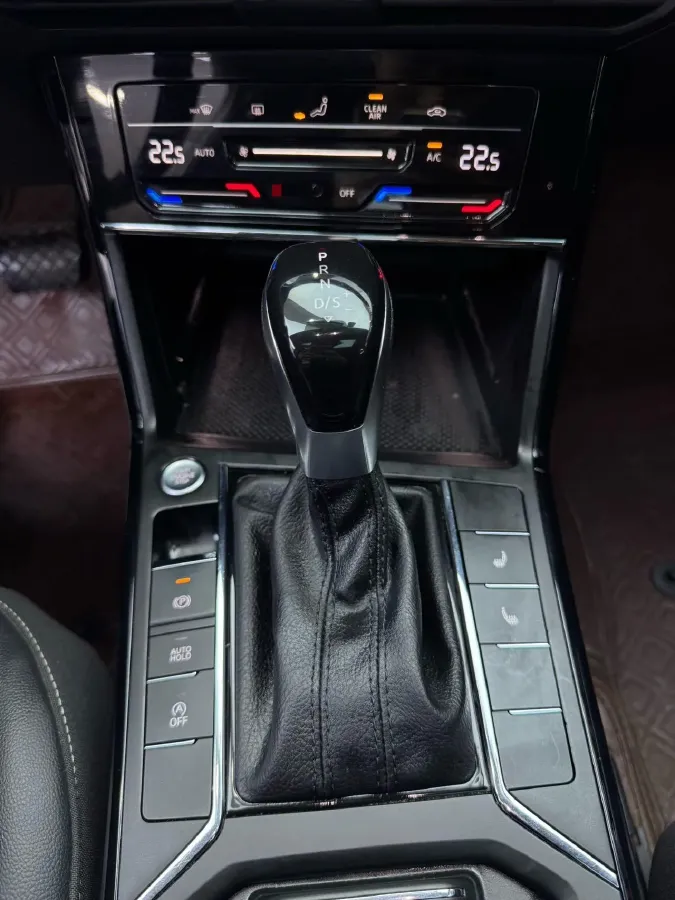 2022 Volkswagen Lamando 1.4T 150HP L4 7DCT,autocango,china used car exporter,china ev exporter,chinese used car exporter,chinese used ev exporter