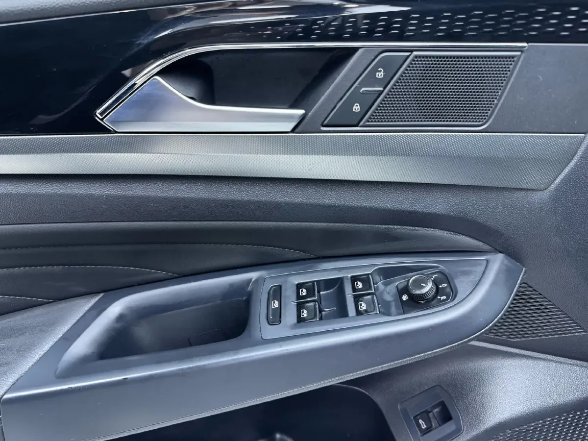 2022 Volkswagen Lamando 1.4T 150HP L4 7DCT,autocango,china used car exporter,china ev exporter,chinese used car exporter,chinese used ev exporter