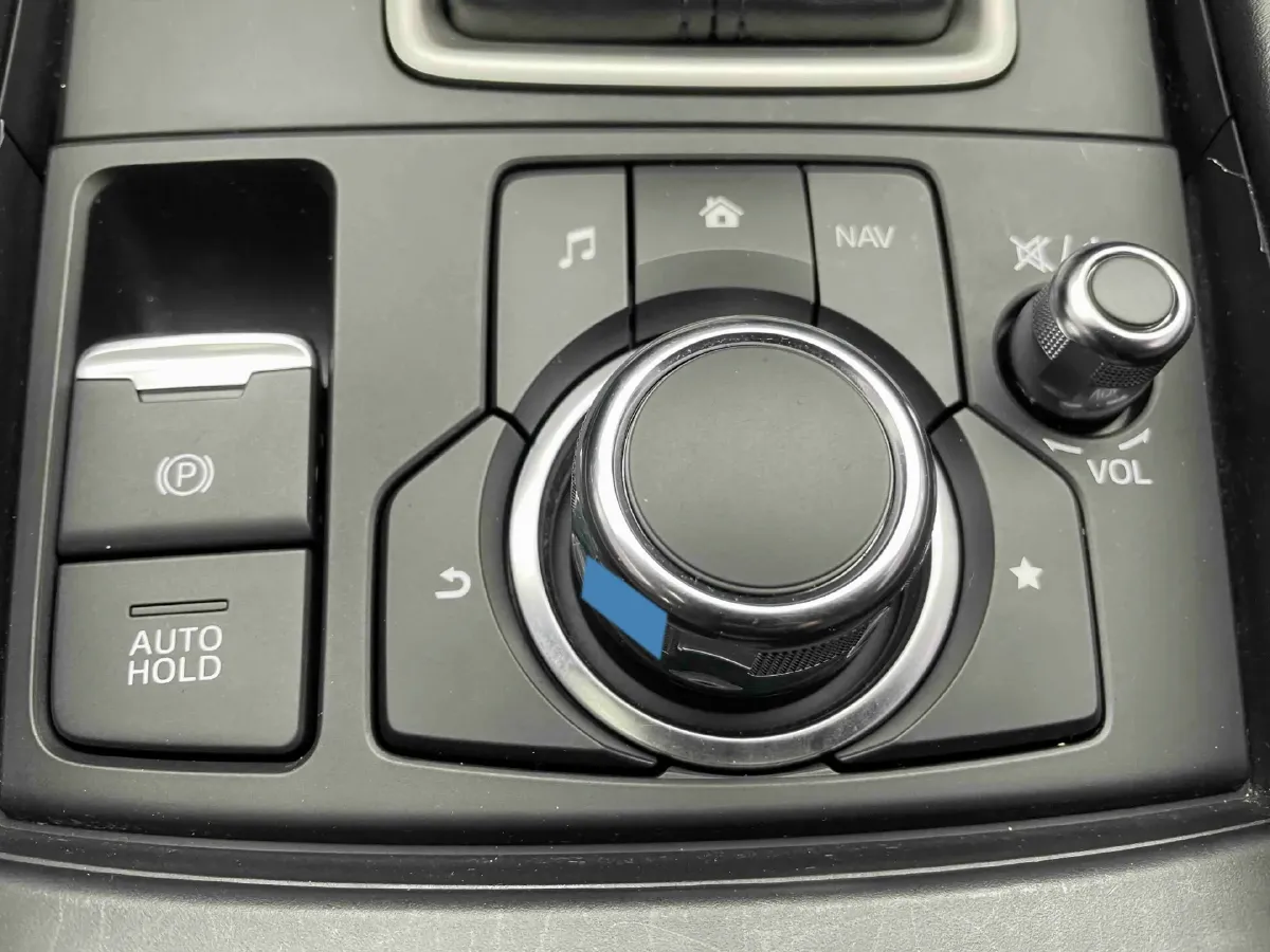 2021 Mazda CX-4 2.0L 158HP L4 6AT,autocango,china used car exporter,china ev exporter,chinese used car exporter,chinese used ev exporter