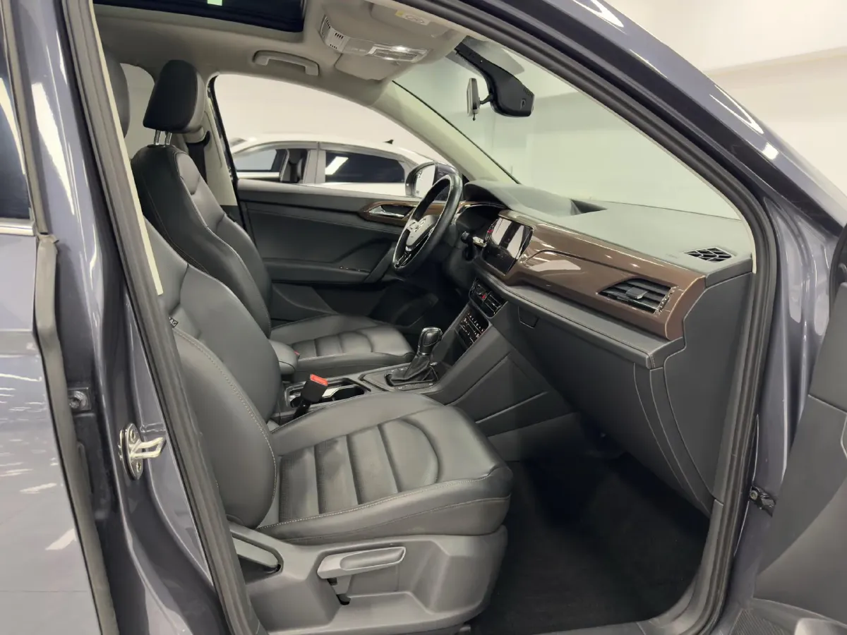 2021 Volkswagen Tharu 1.4T 150HP L4 7DCT,autocango,china used car exporter,china ev exporter,chinese used car exporter,chinese used ev exporter