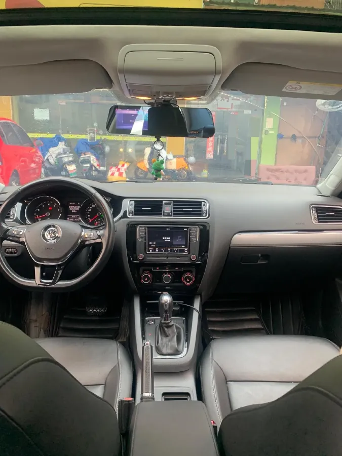 2017 Volkswagen Sagitar 1.2T 110HP L4 7DCT,autocango,china used car exporter,china ev exporter,chinese used car exporter,chinese used ev exporter