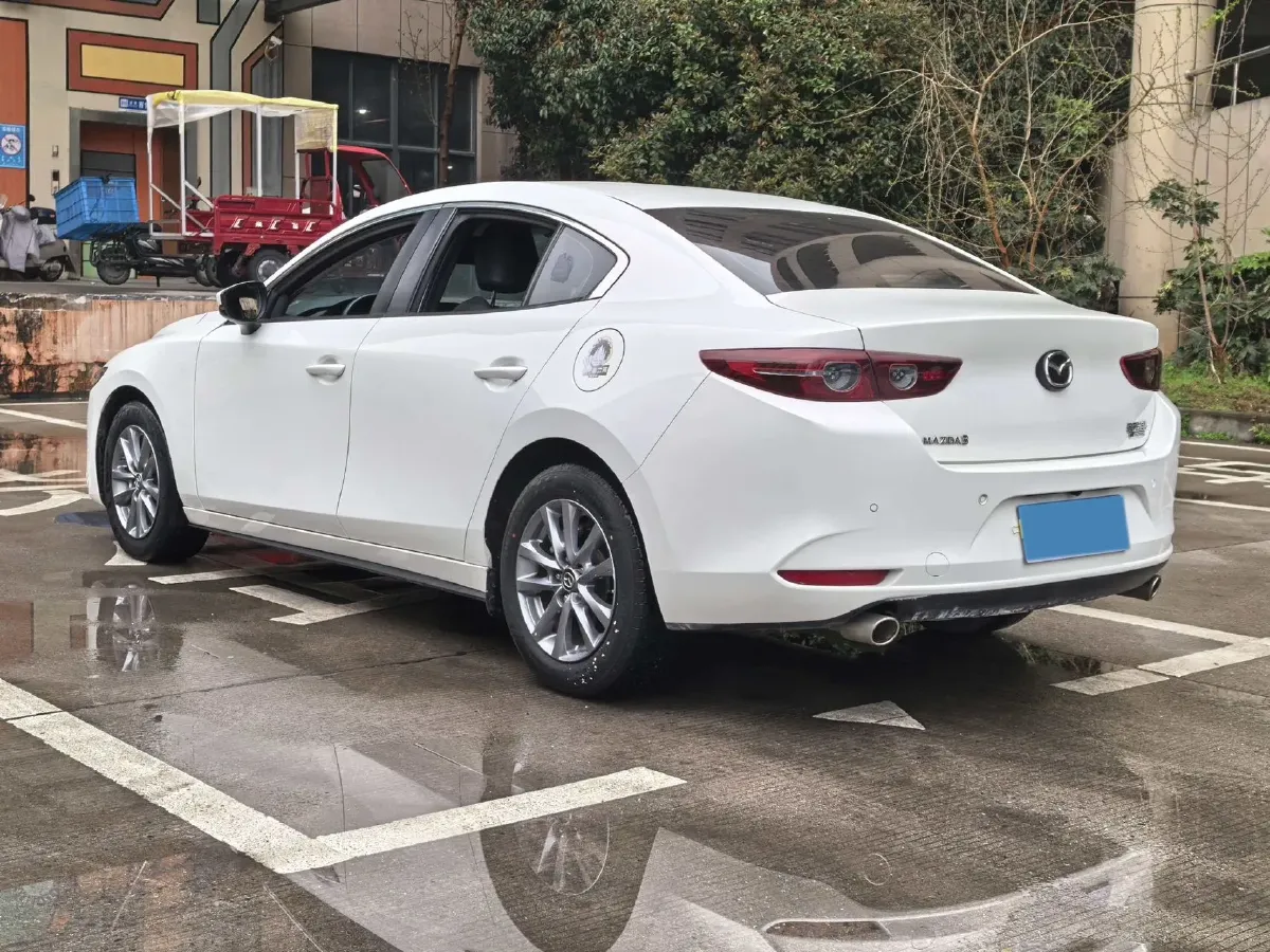 2021 Mazda 3 Axela 1.5L 117HP L4 6AT,autocango,china used car exporter,china ev exporter,chinese used car exporter,chinese used ev exporter