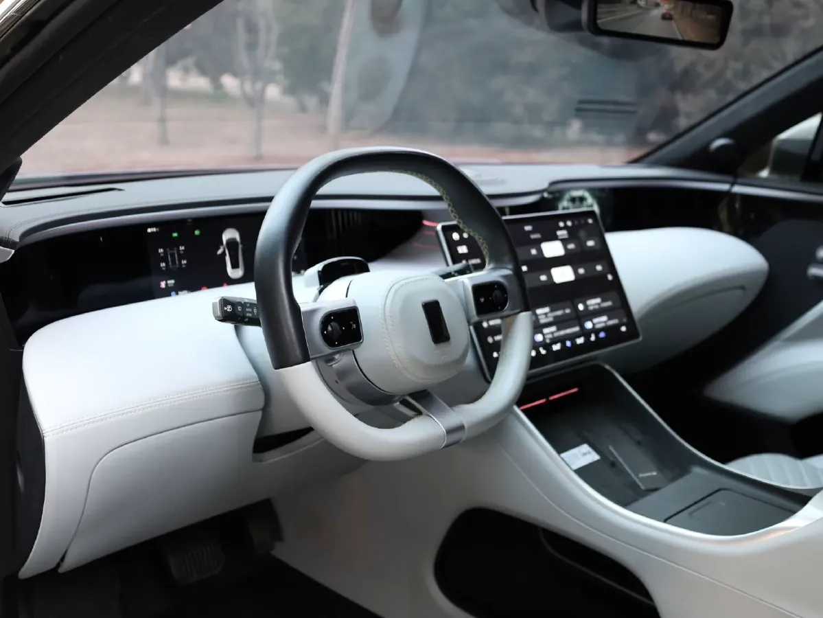 2023 Avatr 11 BEV 90KWH,autocango,china used car exporter,china ev exporter,chinese used car exporter,chinese used ev exporter