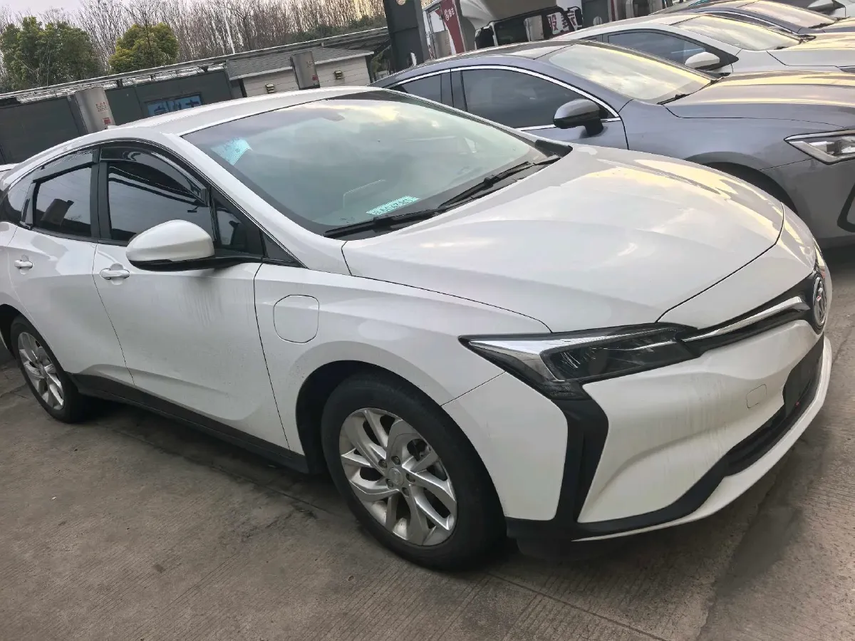 2022 Buick Velite 6 BEV 61.1KWH,autocango,china used car exporter,china ev exporter,chinese used car exporter,chinese used ev exporter