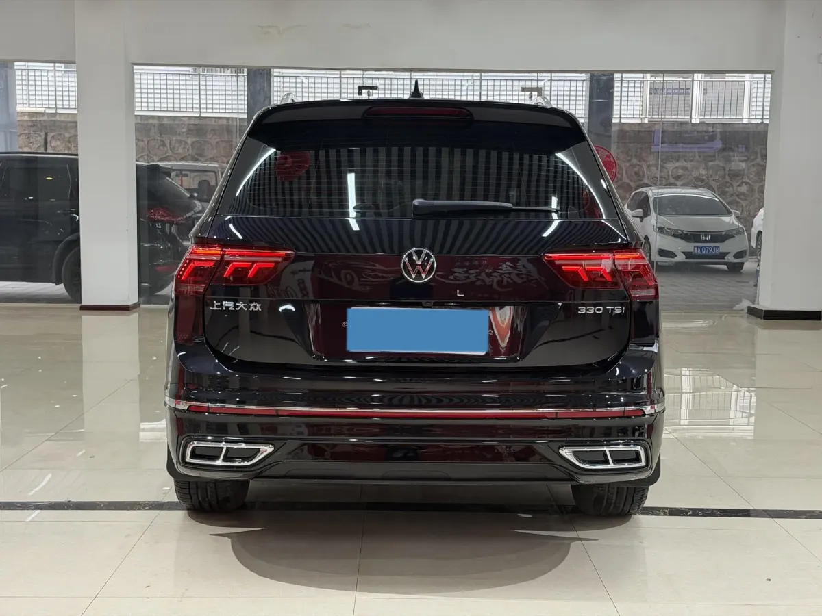 2024 Volkswagen Tiguan L 2.0T 186HP L4 7DCT,autocango,china used car exporter,china ev exporter,chinese used car exporter,chinese used ev exporter