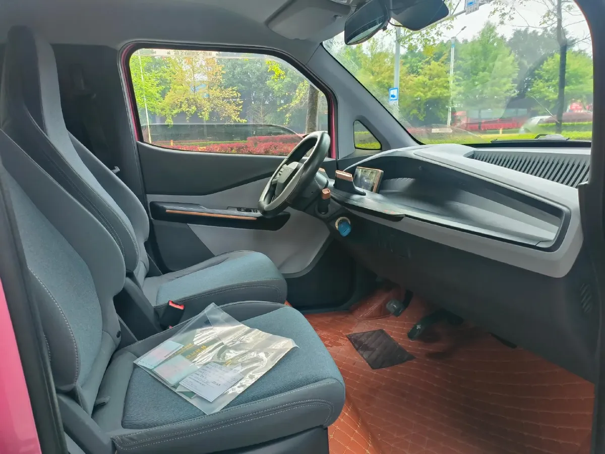 2018 BaoJun E200 BEV 22KWH,autocango,china used car exporter,china ev exporter,chinese used car exporter,chinese used ev exporter