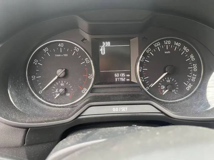 2017 Skoda Octavia 1.6L 110HP L4 6AT,autocango,china used car exporter,china ev exporter,chinese used car exporter,chinese used ev exporter