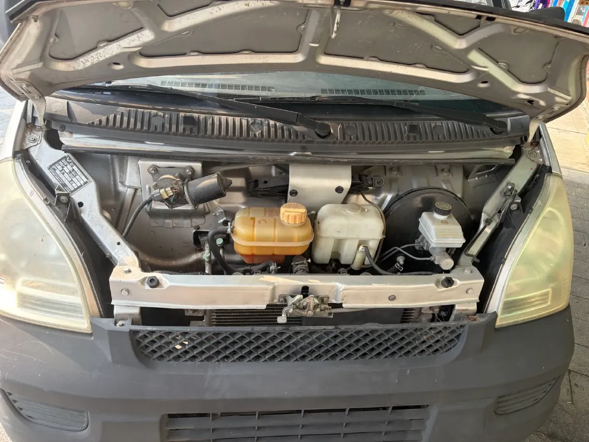 2016 WuLing ZhiGuang Mini Truck 1.2L 82HP L4 5MT,autocango,china used car exporter,china ev exporter,chinese used car exporter,chinese used ev exporter