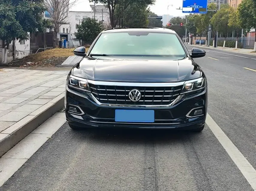 2019 Skoda Kodiak 2.0T 186HP L4 7DCT,autocango,china used car exporter,china ev exporter,chinese used car exporter,chinese used ev exporter