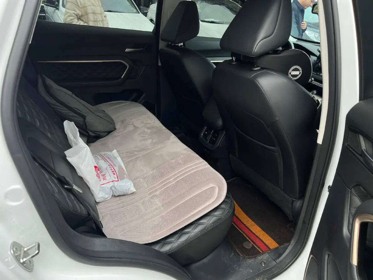 2021 Haval H6 1.5T 169HP L4 7DCT,autocango,china used car exporter,china ev exporter,chinese used car exporter,chinese used ev exporter