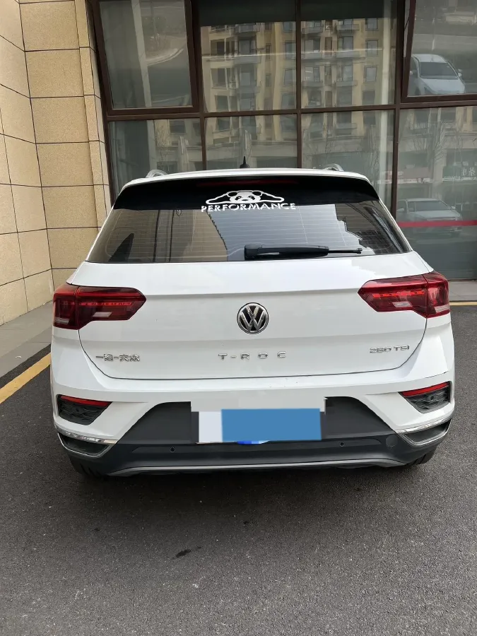 2021 Volkswagen T-Roc 1.4T 150HP L4 7DCT,autocango,china used car exporter,china ev exporter,chinese used car exporter,chinese used ev exporter