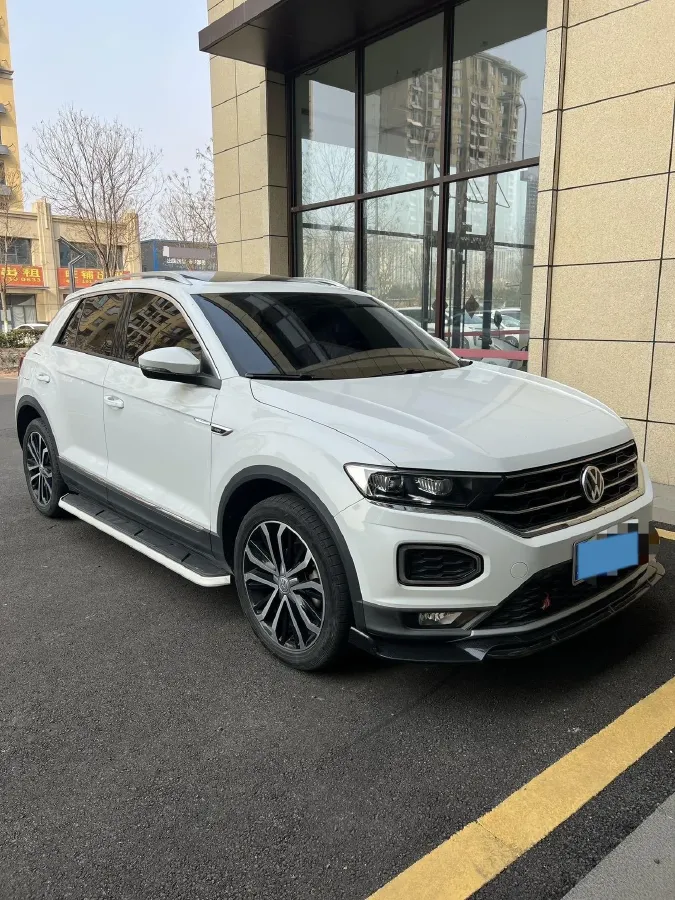 2021 Volkswagen T-Roc 1.4T 150HP L4 7DCT,autocango,china used car exporter,china ev exporter,chinese used car exporter,chinese used ev exporter
