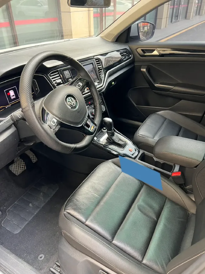 2021 Volkswagen T-Roc 1.4T 150HP L4 7DCT,autocango,china used car exporter,china ev exporter,chinese used car exporter,chinese used ev exporter