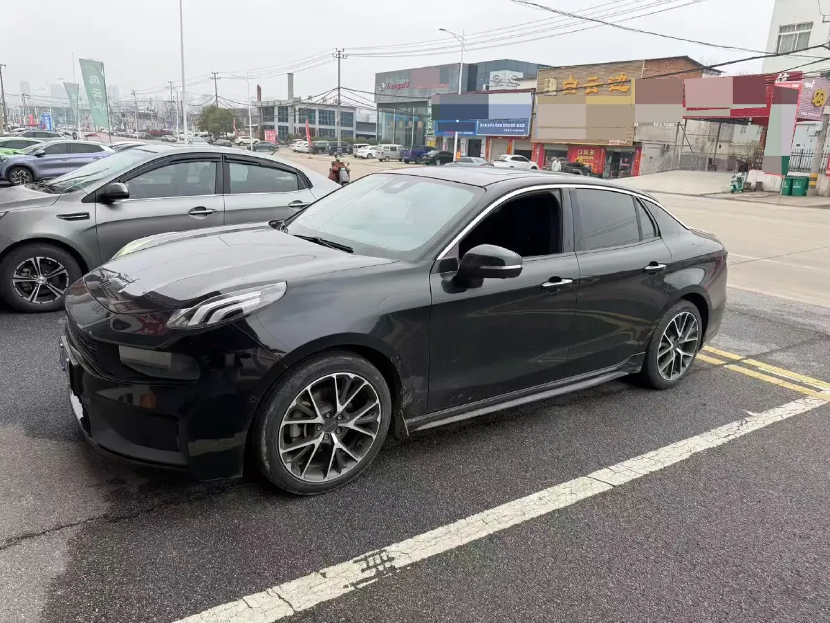 2018 Toyota C-HR 2.0L 171HP L4 CVT,autocango,china used car exporter,china ev exporter,chinese used car exporter,chinese used ev exporter