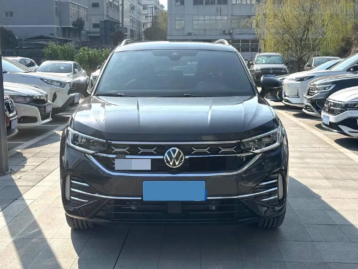 2024 Volkswagen Tayron 2.0T 220HP L4 7DCT,autocango,china used car exporter,china ev exporter,chinese used car exporter,chinese used ev exporter