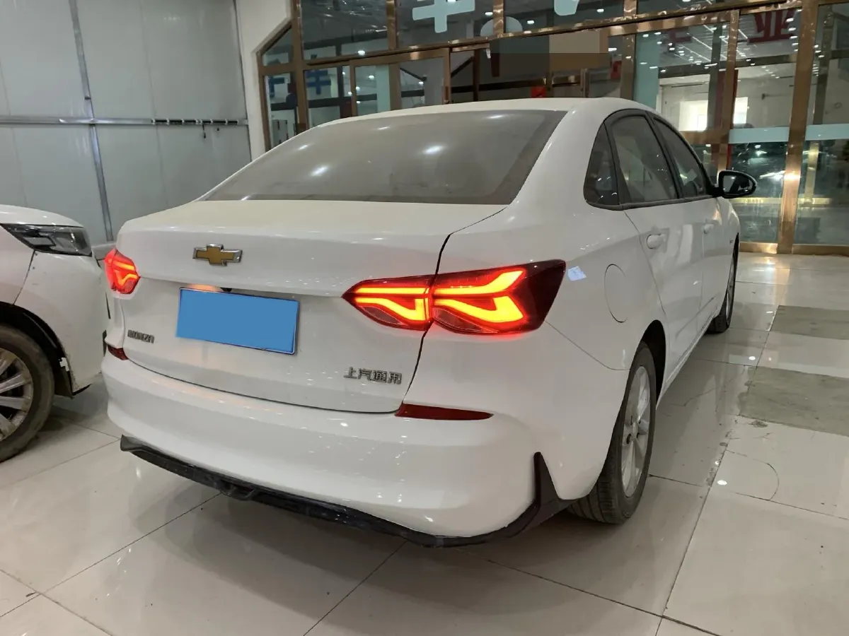 2023 Chevrolet Monza 1.5L 113HP L4 6DCT,autocango,china used car exporter,china ev exporter,chinese used car exporter,chinese used ev exporter