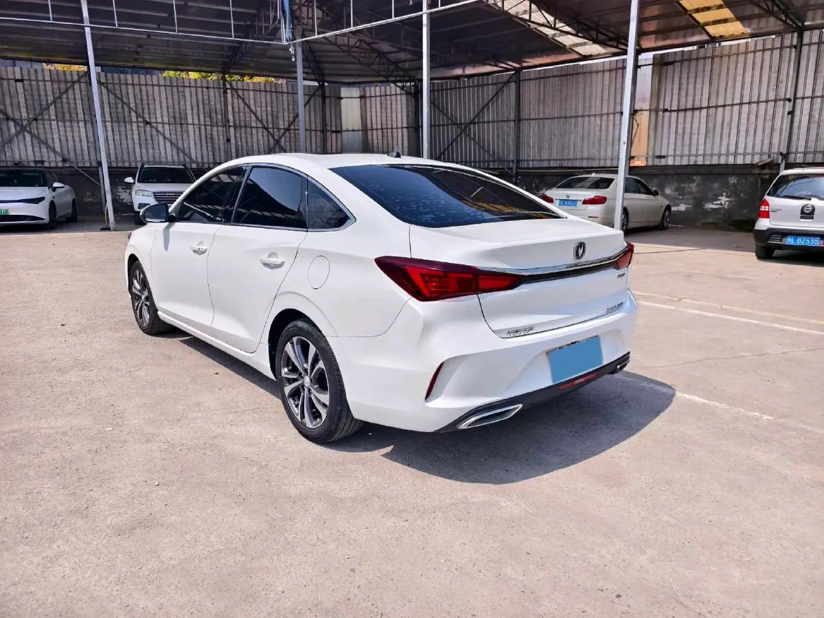 2021 ChangAn Eado 1.4T 160HP L4 7DCT,autocango,china used car exporter,china ev exporter,chinese used car exporter,chinese used ev exporter
