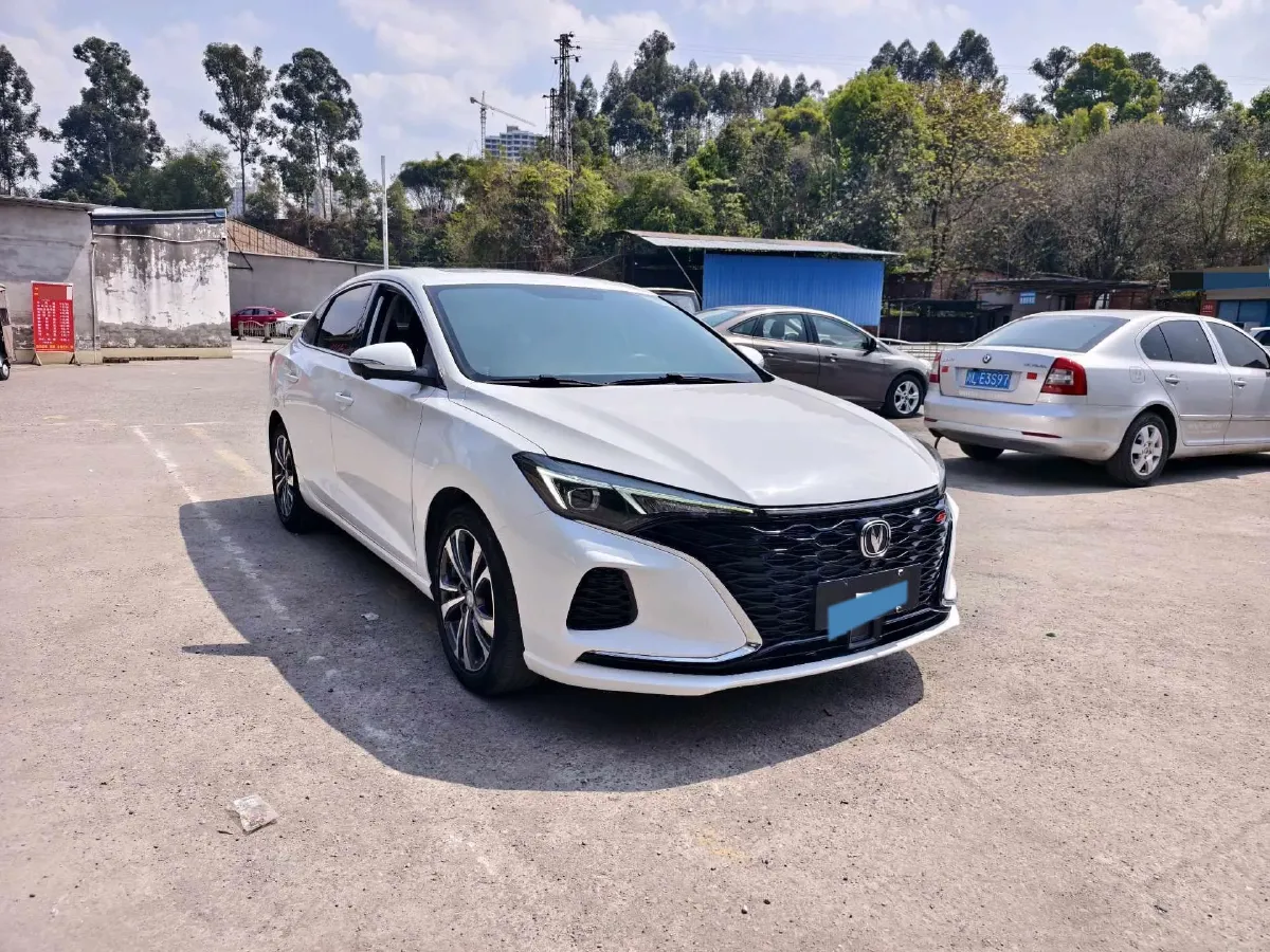 2021 ChangAn Eado 1.4T 160HP L4 7DCT,autocango,china used car exporter,china ev exporter,chinese used car exporter,chinese used ev exporter