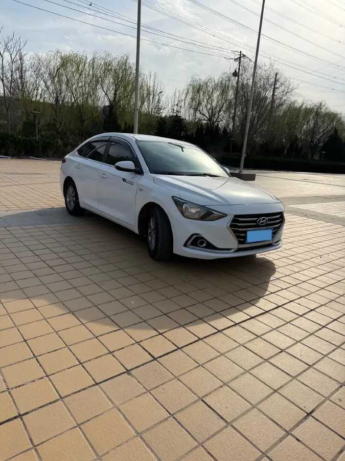 2017 Hyundai Celesta 1.6L 123HP L4 6AT,autocango,china used car exporter,china ev exporter,chinese used car exporter,chinese used ev exporter