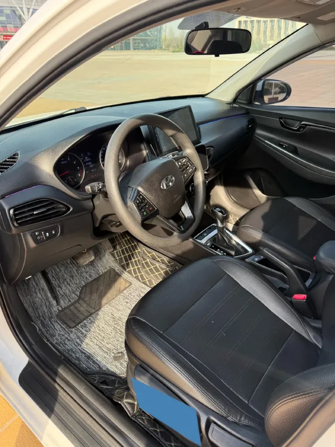 2017 Hyundai Celesta 1.6L 123HP L4 6AT,autocango,china used car exporter,china ev exporter,chinese used car exporter,chinese used ev exporter